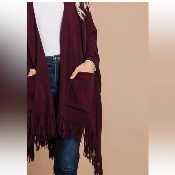 8. Women's Burgundy Fray Hem One Size Duster - Picture 3 of 4